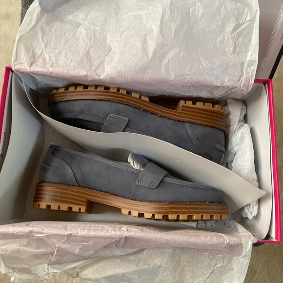 VINCE CAMUTO Suede Flat Loafers - Picture 5 of 8